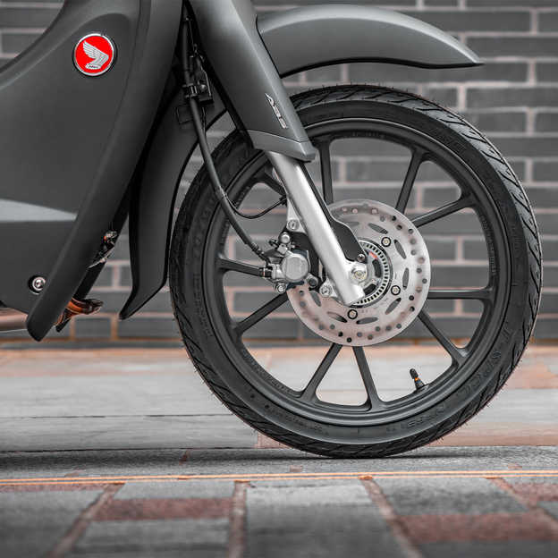 Overview Super Cub C125 125CC Range Motorcycles Honda